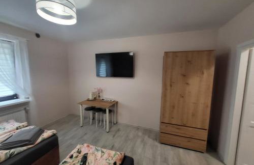 Pokój z aneksem kuchennym - Foto 5