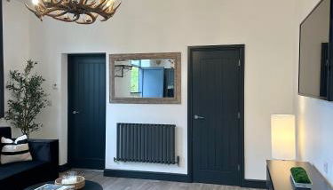 1 BR Apt - Short Lets & Serviced Accommodation Peak District With Free Super-Fast WiFi & Multiple Parking Options - Foto 5