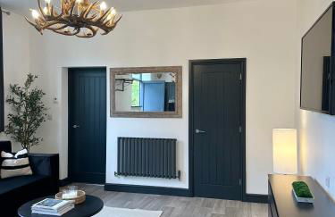 1 BR Apt - Short Lets & Serviced Accommodation Peak District With Free Super-Fast WiFi & Multiple Parking Options - Foto 5