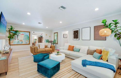 Garden Grove- Miami Home with Private Pool - Foto 7