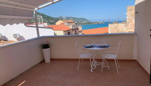 La vista al di sopra dei tetti - Foto 1