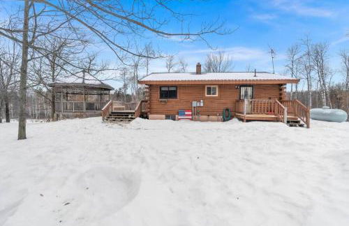 Cozy Cabin with Hottub at Cloverdale Cabins - Foto 31