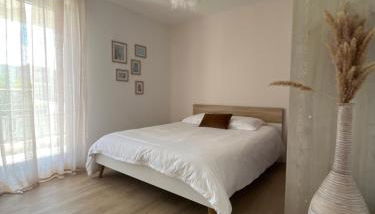 Appartement 2 chambres dans résidence avec piscine et parking - Foto 3