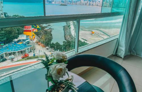 Loft vista panorâmica da Roda gigante e orla de BC - Foto 41