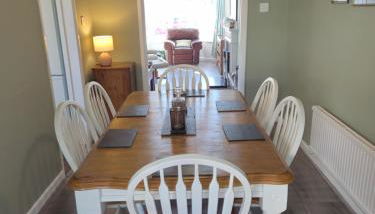 Alverstoke Manor - family home with pool table - Foto 4