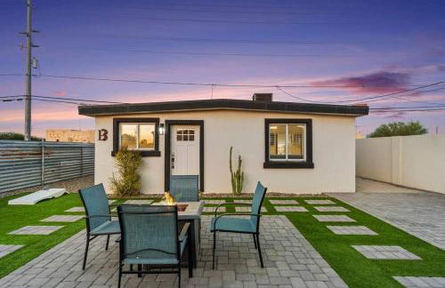 Featherlight Cottage with BBQ and Hot Tub in Downtown Phoenix - Foto 6