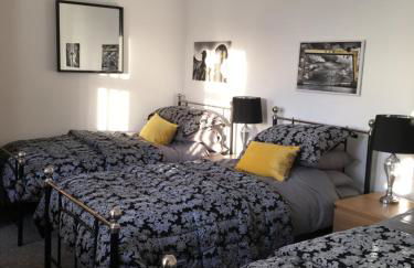 Luxury Portrush Holiday Homes - The Grove, Portrush Sleeps 14 - 6 bedrooms - Foto 35