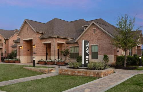 AVE Las Colinas - Short Stay Furnished Apartment - Foto 9