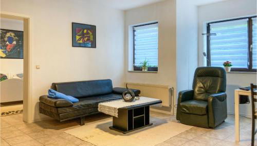 2 Bedroom Nice Apartment In Schwerin - Foto 3