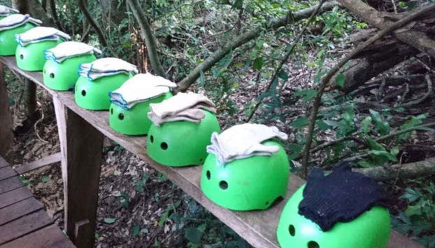 Capacetes da atividade