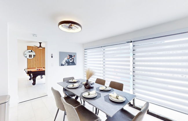 Casa Lucia 5 Bedroom Home With Pool Near Hard Rock Casino - Photo 3