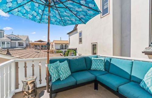 Balboa Paradise - Renovated Coastal Haven - Photo 3