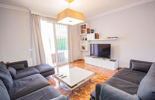 Cubo's Villa Yedra Guadalmar - Photo 16