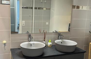 Agréable T3 avec Balcon et Parking Inclus - Foto 16