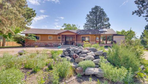 3 Mi to Garden of the Gods Quiet Home with Hot Tub! - Foto 2