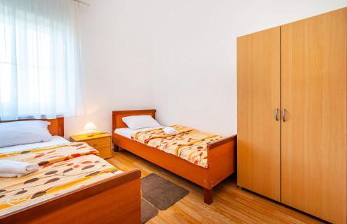 Amazing Apartment In Nevidane - Foto 17