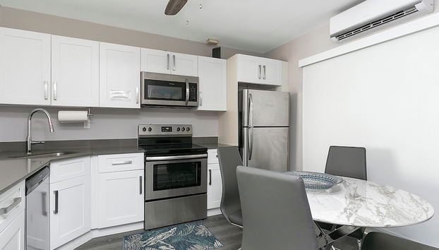 ULTRA Modern Apt by the Beach - Foto 2, Cocina privada