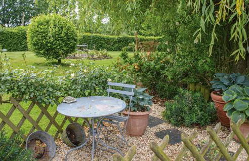 Awesome Home In Trézélanbégard - Foto 15