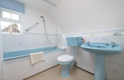 Luccombe Farm Holiday Cottages - Photo 26