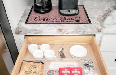 Alluring Luxury Oasis, Modern Comfort & Relaxation - Foto 36