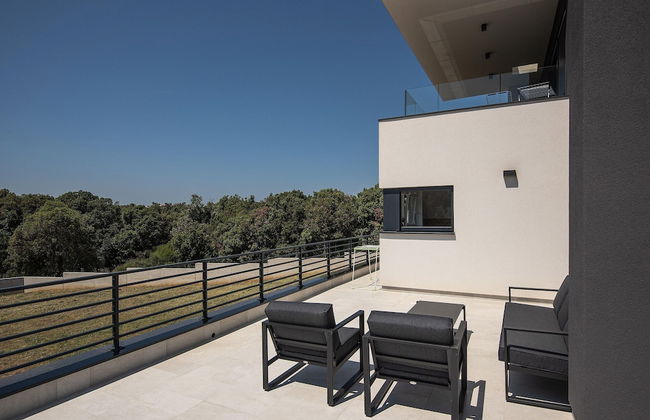 Apartment in Croatia Near Adriatic Coast - Photo 19