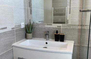 Chez Nico - 100 m plages - clim - jardin - parking - Quartier calme - Foto 21