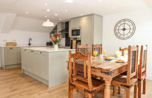 Bumblebee Cottage - Photo 12