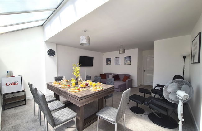 House of 4 Chimneys by Your Lettings UK - Photo 15