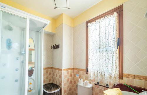 Villa in Tenerife with Pool and Sea Views - Foto 26