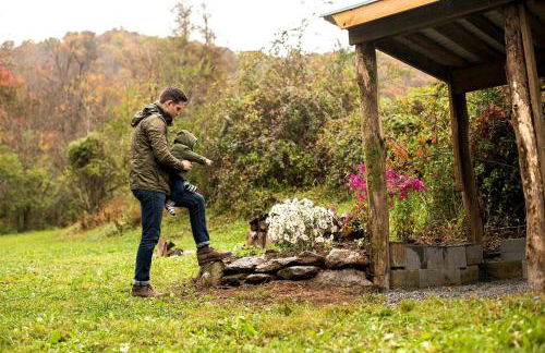 Magical Marshall Accommodation Ideal for a Peaceful Getaway in North Carolina - Foto 17