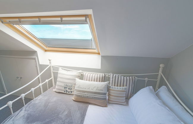 Marina Beach House - Photo 10