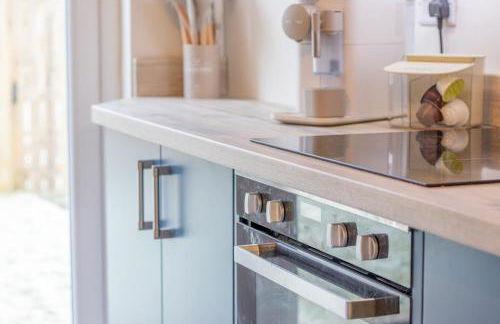 Hawick Apartment- 2-Bed in Coatbridge, Mins from Motorway to Glasgow - Foto 29