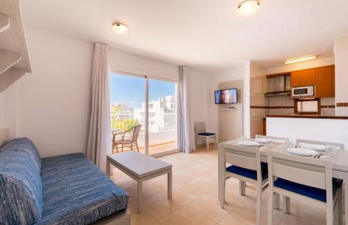 Apartamentos Avenida - MC Apartamentos Ibiza - Photo 1