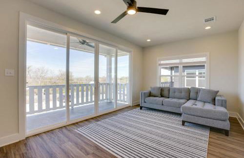 Less Than 1 Mi to Texas AandM Group Getaway with Balcony! - Photo 19