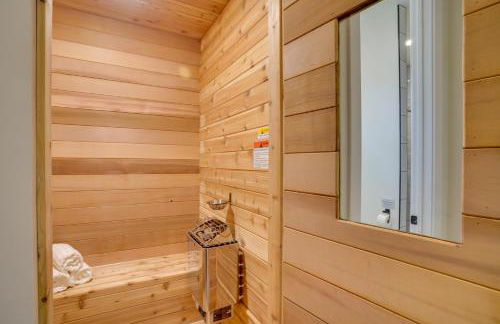 Chic Utah Getaway with Fireplace, Sauna and 2 Decks! - Photo 21