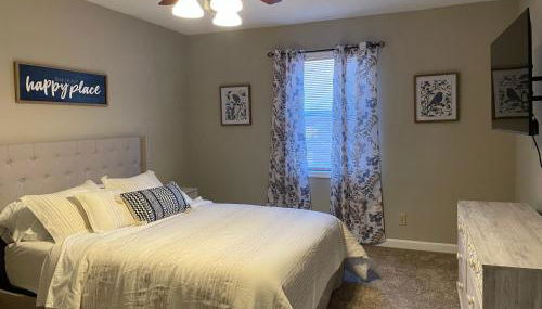 Charming Condo Near WFU and Hospitals, Full Kitchen, Strong WiFi, In-Unit Laundry - Foto 4