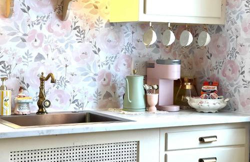 Peaches and Cream Coffee and Confetti Villa - Foto 48