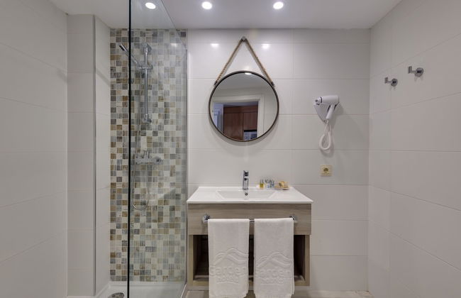 Aparthotel Green Garden - Photo 22