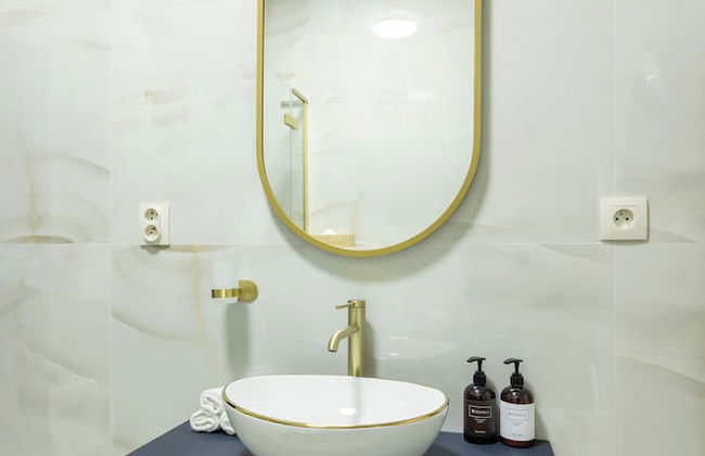 Decadent Art Deco Apartment in Old Town - Foto 35