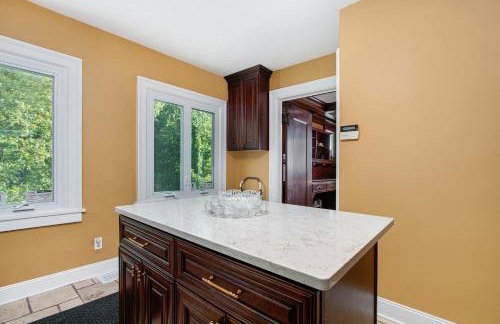 Lake Michigan Retreat- Upper Duplex - Photo 12