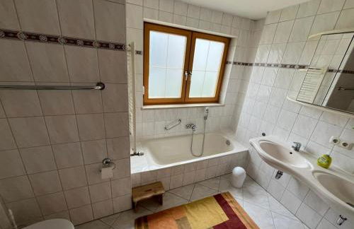 Grosses Haus bei München mit 4 Schlafzimmern für bis zu 10 Personen - Foto 22