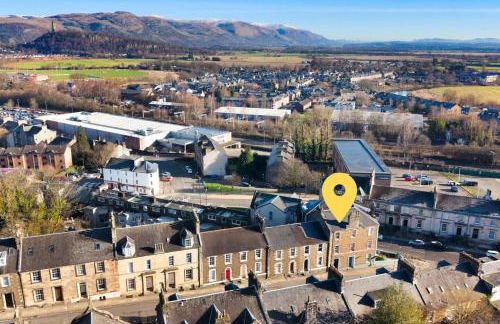 Elegant 3 Bed Apartment in Stirling Near Free Parking and Hill Views - Foto 43