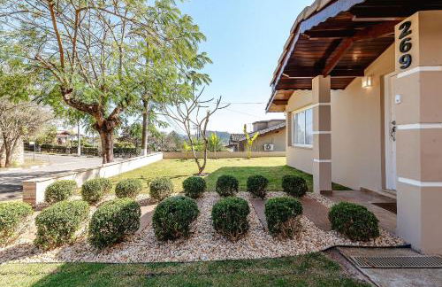 Refúgio com piscina, lareira e conforto, 1h de SP - Photo 75