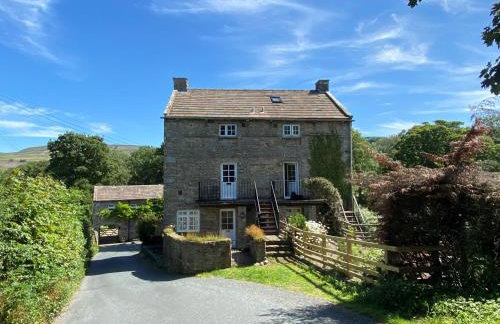 Wonderfully Scenic and Comfortable Dales Mill Property - Photo 1