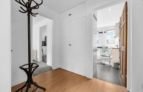 Two Bedroom House by Brookland Stays Serviced Accommodation Short Lets Middleton with Free WiFi - Foto 6