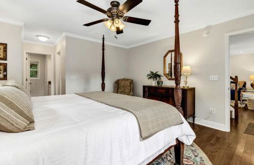 Spacious Mountain Retreat with Bonus Game Room Near Asheville, Barnardsville, NC - Foto 44