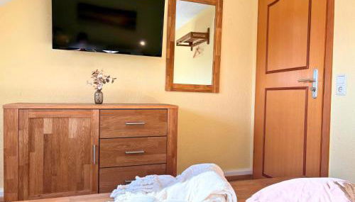 Ferienhaus Landeskrone für 10 Personen mit Sauna, Terrasse, inkl Parkplatz in Dresden - Foto 4, furniture, heating