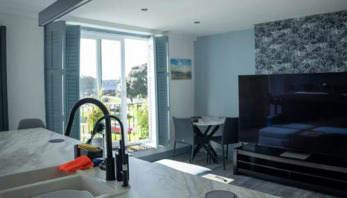 Modern Beachfront Apartment - Foto 4