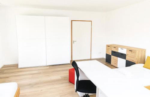 Gemeinschaftsunterkunft Doppelzimmer für max 10P I 2 Bäder I Küche I einzeln oder komplett buchbar - Foto 10