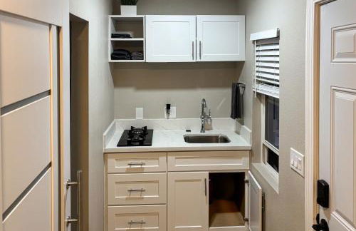 Pool and Hot Tub Access Cozy Perris Tiny Home - Foto 9